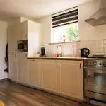Vakantiewoning Le Garaazje * 'S-Gravendeel