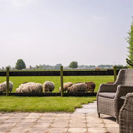 Vakantiewoning Le Garaazje Appartamento 'S-Gravendeel