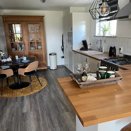 Vakantiewoning Le Garaazje 'S-Gravendeel