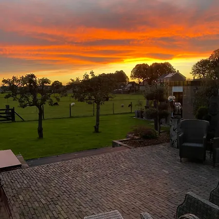 Vakantiewoning Le Garaazje Appartamento 'S-Gravendeel